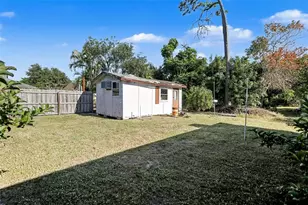 4760 Seville Dr, Sarasota, FL 34235 - Photo 35
