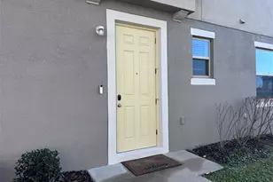 31779 Blue Passing Loop, Wesley Chapel, FL 33545 - Photo 3