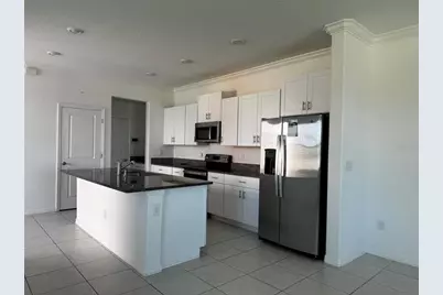 31779 Blue Passing Loop, Wesley Chapel, FL 33545 - Photo 5