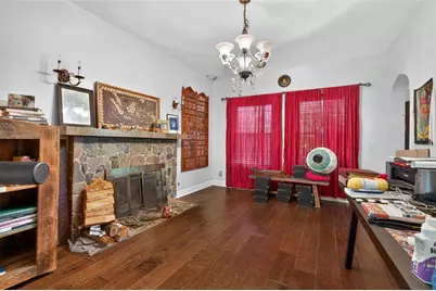 1321 28th Street N, Saint Petersburg, FL 33713 - Photo 9