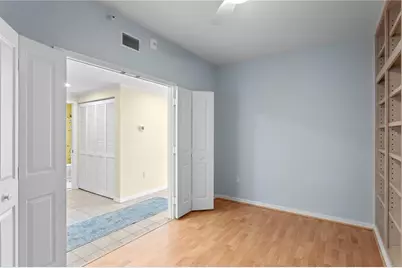 4737 Dolphin Cay Lane S #207, Saint Petersburg, FL 33711 - Photo 27