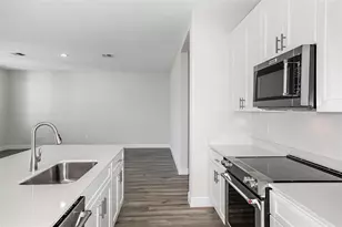 9862 Surrey Rose Dr, San Antonio, FL 33576 - Photo 5