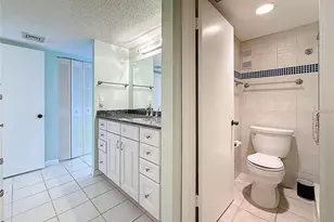 Key Capri Key Capri, Treasure Island, FL 33706 - Photo 43