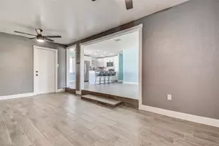 7583 Meadowlawn Dr N, Saint Petersburg, FL 33702 - Photo 15