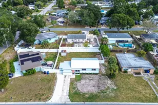 7583 Meadowlawn Dr N, Saint Petersburg, FL 33702 - Photo 39