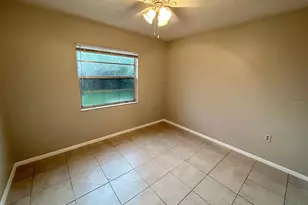 1042 Axlewood Cir, Brandon, FL 33511 - Photo 17