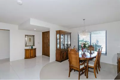 3193 Sandy Ridge Drive, Clearwater, FL 33761 - Photo 9