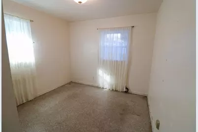 2106 E 109th Avenue, Tampa, FL 33612 - Photo 11