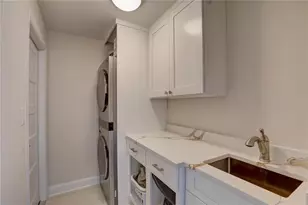 4401 43rd St S, Saint Petersburg, FL 33711 - Photo 49