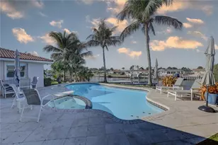 4401 43rd St S, Saint Petersburg, FL 33711 - Photo 5