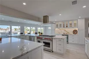 4401 43rd St S, Saint Petersburg, FL 33711 - Photo 15