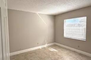 606 Sandy Creek Dr, Brandon, FL 33511 - Photo 9