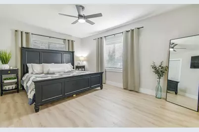 3922 Fontainebleau Drive, Tampa, FL 33634 - Photo 23