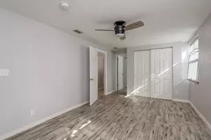 819 10th St SW, Largo, FL 33770 - Photo 27
