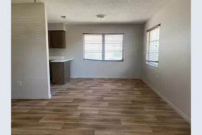 3025 54th Street S, Gulfport, FL 33707 - Photo 9