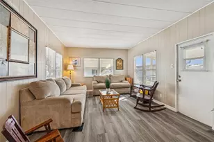 86 Pindo Palm St W, Largo, FL 33770 - Photo 7