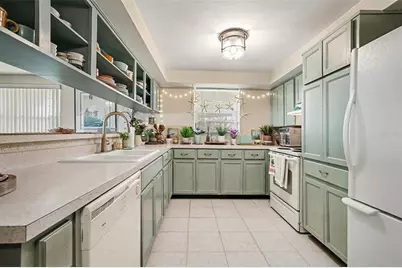 5541 Andrea Drive, Holiday, FL 34690 - Photo 9