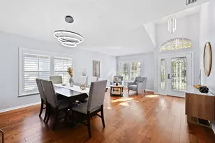 10345 Lightner Bridge Dr, Tampa, FL 33626 - Photo 7