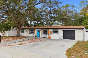 715 53rd St S, Gulfport, FL 33707 - Photo 1