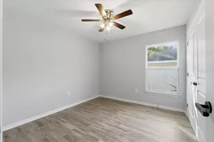 5662 Tower Palms Ln, Lakeland, FL 33811 - Photo 23
