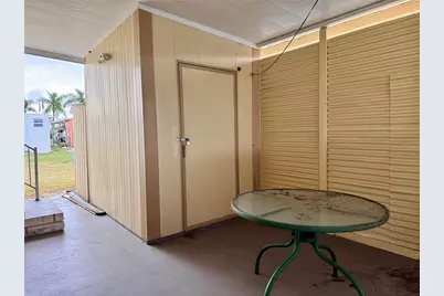 668 54th Lane S #150, Saint Petersburg, FL 33707 - Photo 3