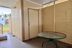 668 54th Ln S, Saint Petersburg, FL 33707 - Photo 3