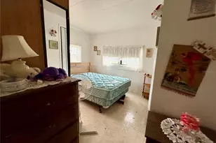 668 54th Ln S, Saint Petersburg, FL 33707 - Photo 11