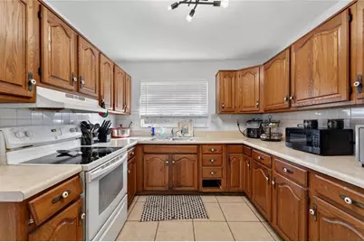 5230 45th Avenue N, Saint Petersburg, FL 33709 - Photo 13