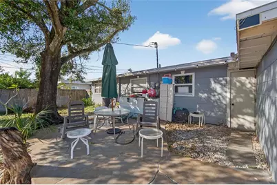 5230 45th Avenue N, Saint Petersburg, FL 33709 - Photo 37