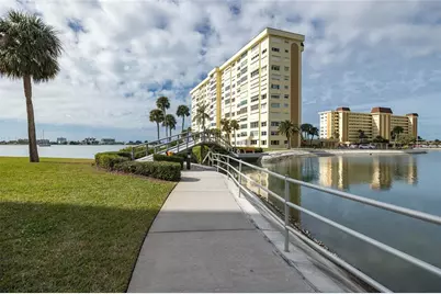 4775 Cove Circle #1002, Madeira Beach, FL 33708 - Photo 3