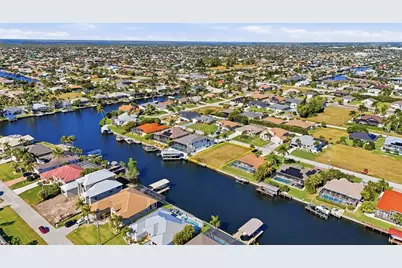 1912 SW 48th Lane, Cape Coral, FL 33914 - Photo 15