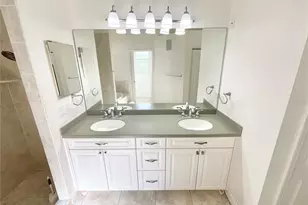 1828 Osprey Ln, Lutz, FL 33549 - Photo 11