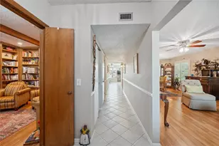 2221 Swedish Dr, Clearwater, FL 33763 - Photo 27