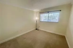 1361 Snell Isle Blvd NE, Saint Petersburg, FL 33704 - Photo 17