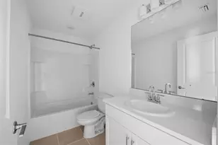 2407 Paravane Wy, Wesley Chapel, FL 33543 - Photo 11