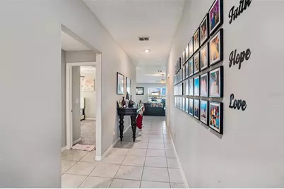 9731 Lemon Drop Loop, Ruskin, FL 33573 - Photo 3