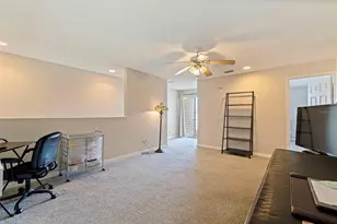 1050 Starkey Rd, Largo, FL 33771 - Photo 21