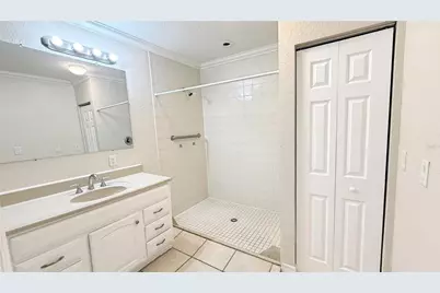 3308 3rd Avenue W, Bradenton, FL 34205 - Photo 11