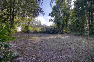 15715 Almondwood Dr, Tampa, FL 33613 - Photo 39