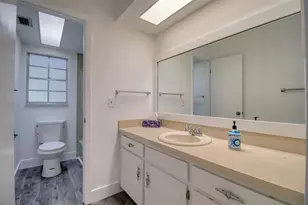 15715 Almondwood Dr, Tampa, FL 33613 - Photo 35