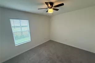 5643 Hollingworth Trl, Wesley Chapel, FL 33545 - Photo 15