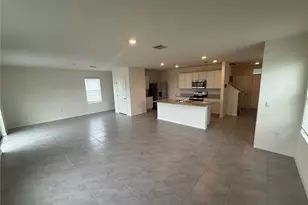 5643 Hollingworth Trl, Wesley Chapel, FL 33545 - Photo 5