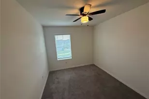 5643 Hollingworth Trl, Wesley Chapel, FL 33545 - Photo 13
