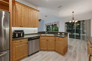 8725 Mississippi Run, Spring Hill, FL 34613 - Photo 19