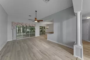 8725 Mississippi Run, Spring Hill, FL 34613 - Photo 13