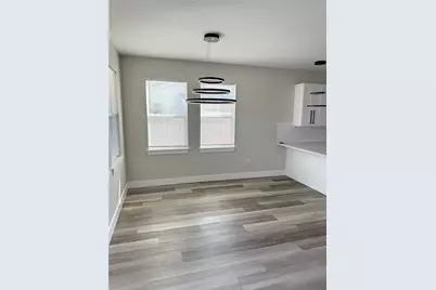 2738 16th Avenue N, Saint Petersburg, FL 33713 - Photo 5