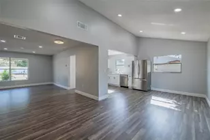 2401 Devonwoode Pl, Seffner, FL 33584 - Photo 19