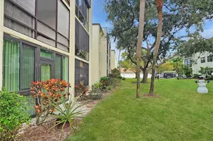 14130 Rosemary Ln, Largo, FL 33774 - Photo 3