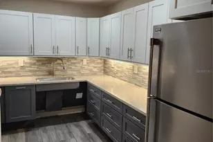 14130 Rosemary Ln, Largo, FL 33774 - Photo 9