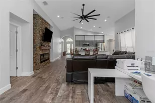 18836 Maisons Dr, Lutz, FL 33558 - Photo 43